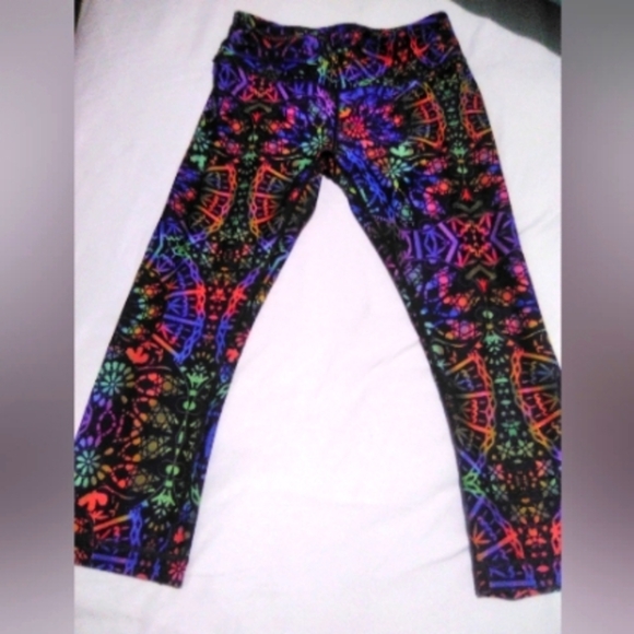 Reebok Purple Mandala print cropped running pants - Picture 1 of 2